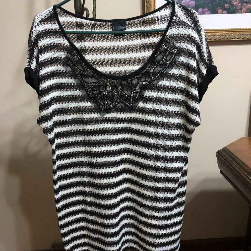 Daytrip Black & White Sweater Top Sz L